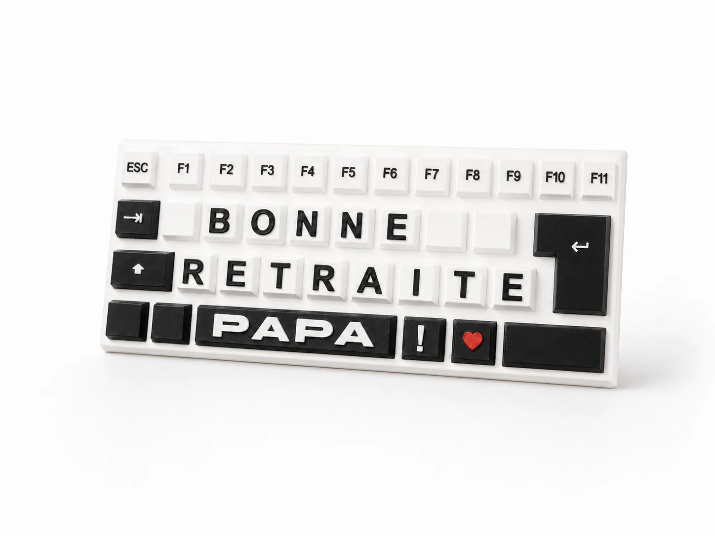 Clavier décoratif imprimé en 3D avec le message Bonne retraite Papa et un cœur rouge